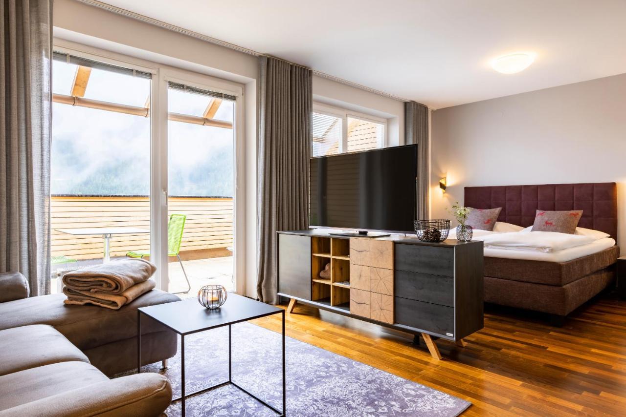Der Sonnberg Alpinlodges - Apartments Mit Seeblick, Privater Sauna Und Self Check-In Zell am See Bagian luar foto