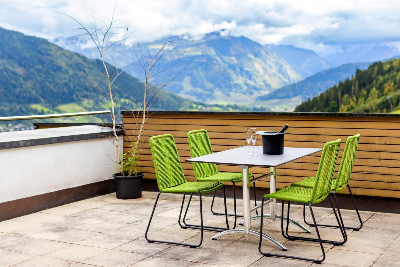 Der Sonnberg Alpinlodges - Apartments Mit Seeblick, Privater Sauna Und Self Check-In Zell am See Bagian luar foto