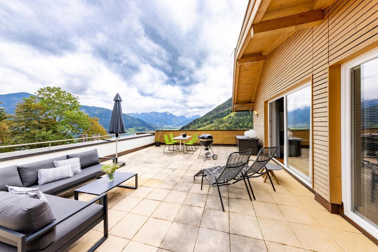 Der Sonnberg Alpinlodges - Apartments Mit Seeblick, Privater Sauna Und Self Check-In Zell am See Bagian luar foto