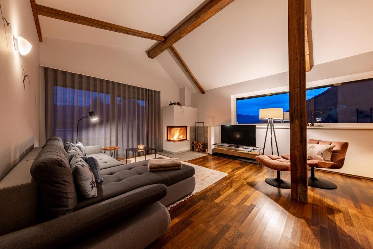 Der Sonnberg Alpinlodges - Apartments Mit Seeblick, Privater Sauna Und Self Check-In Zell am See Bagian luar foto