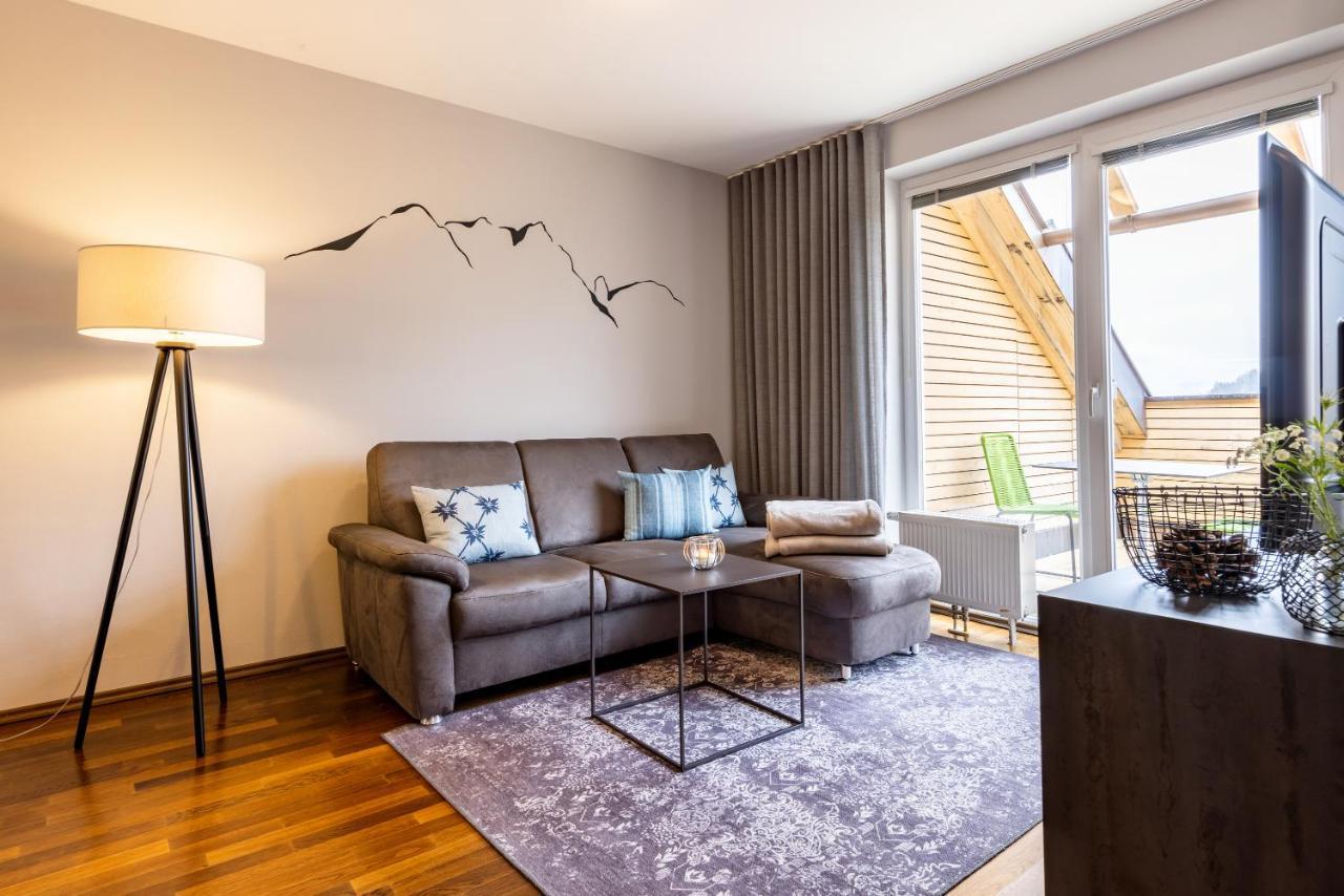 Der Sonnberg Alpinlodges - Apartments Mit Seeblick, Privater Sauna Und Self Check-In Zell am See Bagian luar foto