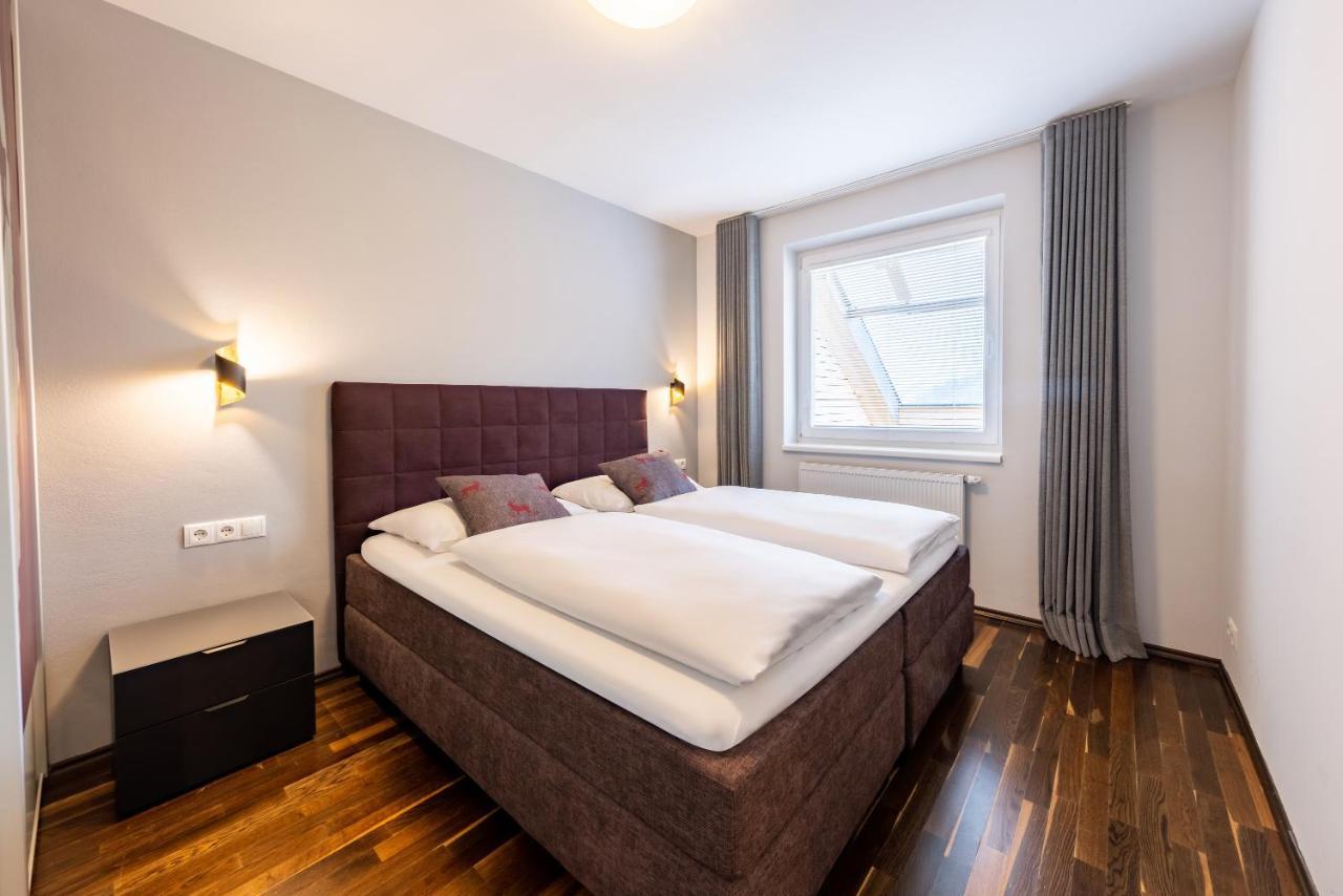 Der Sonnberg Alpinlodges - Apartments Mit Seeblick, Privater Sauna Und Self Check-In Zell am See Bagian luar foto